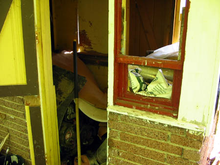 M-60 Drive-In Theatre - Inside Tkt Booth - Photo From Water Winter Wonderland